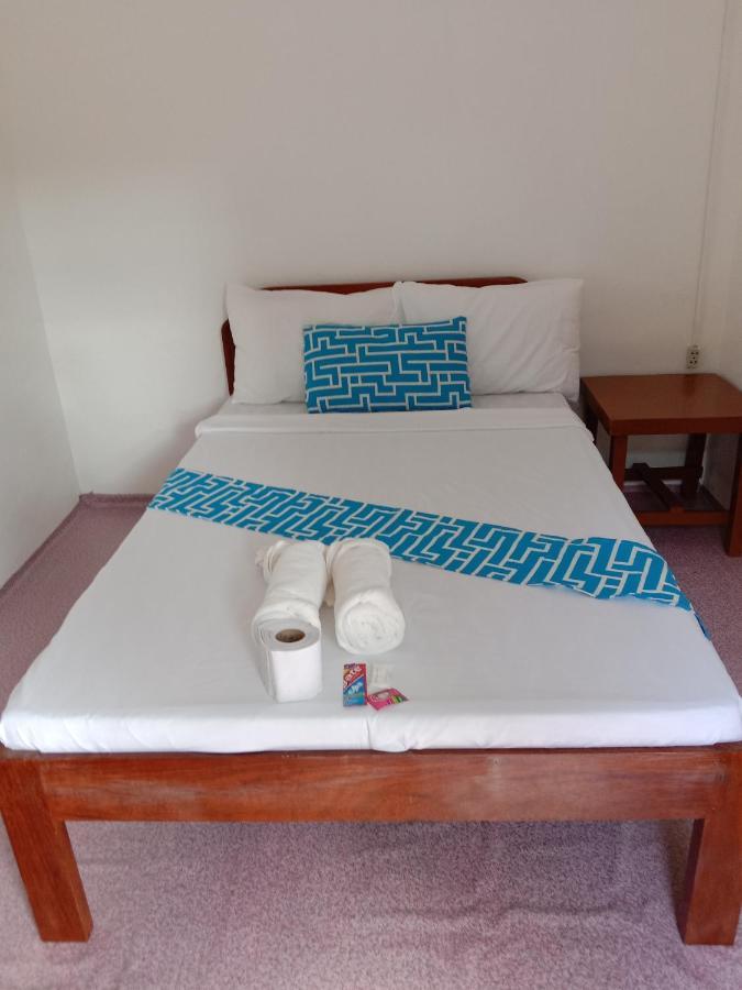 Bucana Beachfront Guesthouse El Nido Kültér fotó
